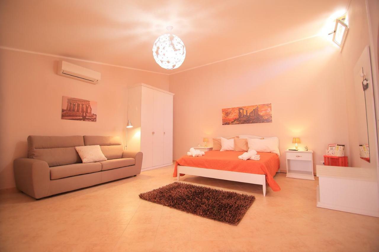 Le Terrazze Di Pirandello Bed & Breakfast Agrigento Exterior foto